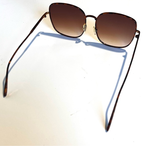 Free People Rounded Square Wire Frame Sunglasses - Picture 4 of 6